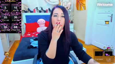 Snapshot of laurasinfull chatting on February 2025 04:14:02 AM Laura online show from February 2025 04:14:02 AM