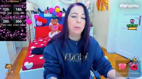 Snapshot of laurasinfull chatting on February 2025 04:19:02 AM Laura online show from February 2025 04:19:02 AM