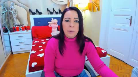 Snapshot of laurasinfull chatting on February 2025 04:16:02 AM Laura online show from February 2025 04:16:02 AM