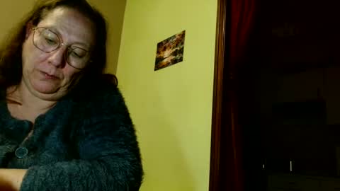 Snapshot of laureanne50 chatting on December 2024 09:23:01 PM laureanne online show from December 2024 09:23:01 PM