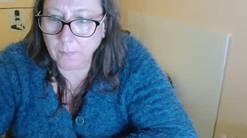 Snapshot of laureanne50 chatting on December 2024 04:06:01 PM laureanne online show from December 2024 04:06:01 PM