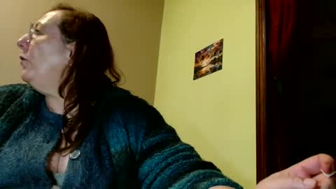 Snapshot of laureanne50 chatting on February 2025 08:31:01 PM laureanne online show from February 2025 08:31:01 PM