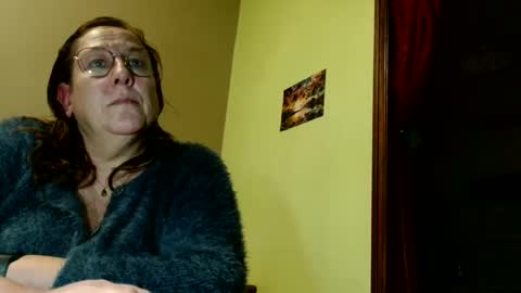 Snapshot of laureanne50 chatting on February 2025 08:55:01 PM laureanne online show from February 2025 08:55:01 PM