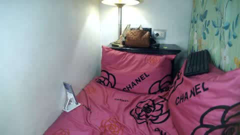 Belle online show from March 2025 03:02:01 AM