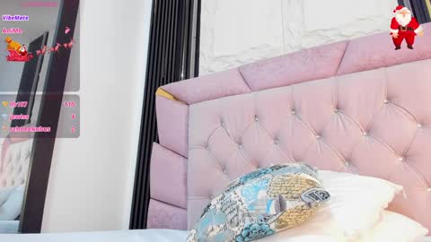 Laurem online show from December 2024 06:39:02 PM