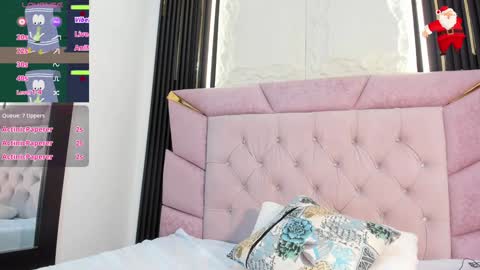 Laurem online show from December 2024 10:48:01 PM