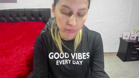 Lauren Independent model online show from December 2024 04:08:02 PM