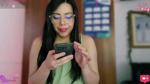 Lauren online show from March 2026 04:33:01 PM