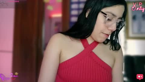 Lauren online show from April 2026 01:03:01 AM