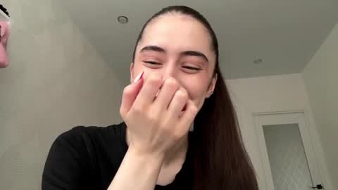 laurenadupuy online show from June 2026 02:43:02 PM