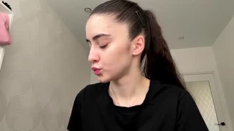 laurenadupuy online show from June 2026 02:28:01 PM