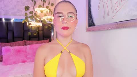 Lauren Blonde online show from December 2024 02:05:02 PM