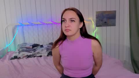 Victoria online show from December 2025 09:15:01 AM