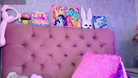 Laurene online show from January 2026 03:30:02 AM