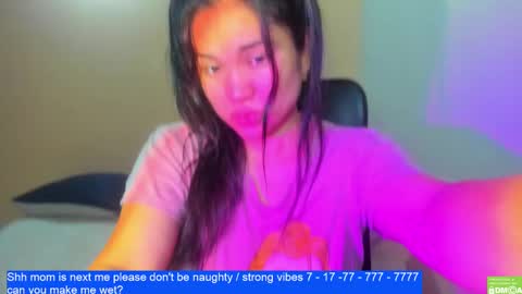 Snapshot of laurengirls1 chatting on December 2024 05:10:02 AM onlyfan laureng7 - 7 laureng2 online show from December 2024 05:10:02 AM