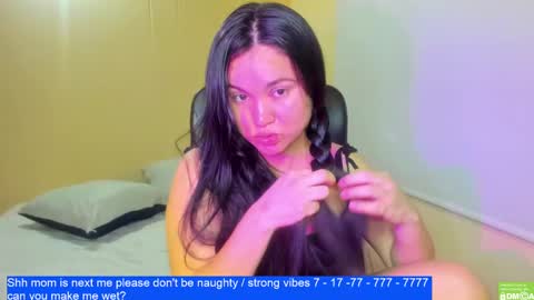 Snapshot of laurengirls1 chatting on December 2024 02:42:02 AM onlyfan laureng7 - 7 laureng2 online show from December 2024 02:42:02 AM