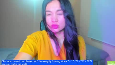 Snapshot of laurengirls1 chatting on January 2025 10:20:02 PM onlyfan laureng7 - 7 laureng2 online show from January 2025 10:20:02 PM