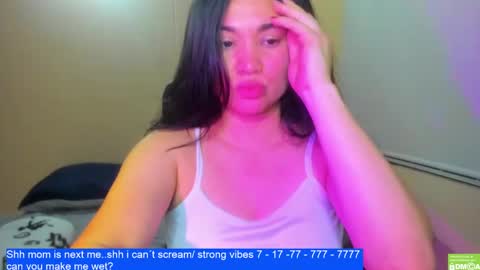 Snapshot of laurengirls1 chatting on January 2025 12:30:01 AM onlyfan laureng7 - 7 laureng2 online show from January 2025 12:30:01 AM