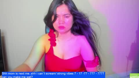 Snapshot of laurengirls1 chatting on February 2025 02:05:01 PM onlyfan laureng7 - 7 laureng2 online show from February 2025 02:05:01 PM