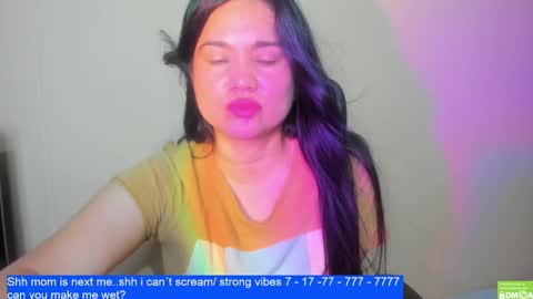 Snapshot of laurengirls1 chatting on February 2025 09:28:01 PM onlyfan laureng7 - 7 laureng2 online show from February 2025 09:28:01 PM