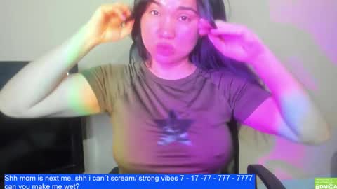 Snapshot of laurengirls1 chatting on February 2025 05:29:02 AM onlyfan laureng7 - 7 laureng2 online show from February 2025 05:29:02 AM