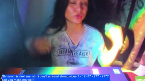 Snapshot of laurengirls1 chatting on February 2025 02:25:01 AM onlyfan laureng7 - 7 laureng2 online show from February 2025 02:25:01 AM
