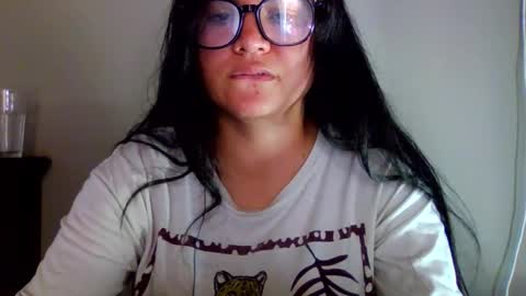 Snapshot of laurengirls1 chatting on September 2025 02:28:01 PM onlyfan laureng7 - 7 laureng2 online show from September 2025 02:28:01 PM