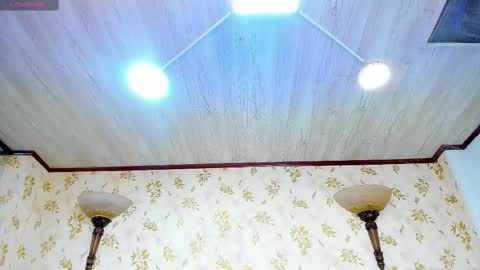 Lauren Hu online show from February 2025 09:14:02 AM