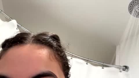 laurenivy online show from April 2026 03:28:01 AM