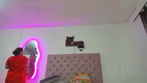 laurenlaine online show from March 2025 12:54:02 PM