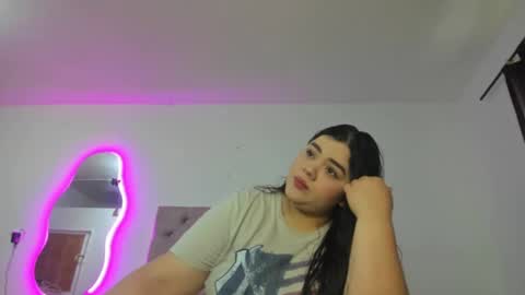 laurenlaine online show from March 2025 12:26:02 PM