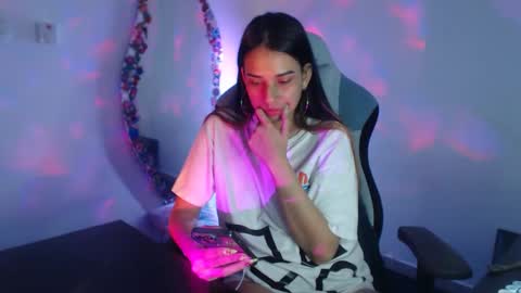 Lauren online show from January 2026 02:50:02 AM