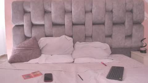 Snapshot of laurensnow1_ chatting on June 2026 03:55:02 PM Lauren online show from June 2026 03:55:02 PM
