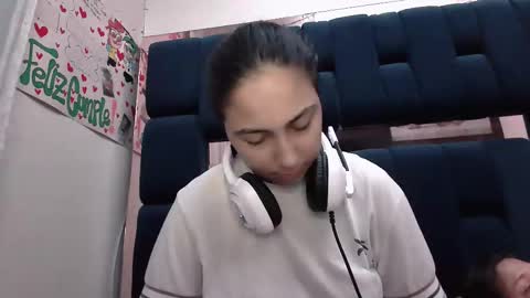 Laurent online show from December 2024 01:53:02 AM