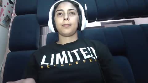 Laurent online show from December 2024 04:56:02 AM