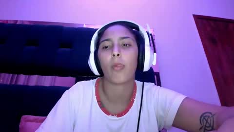 Laurent online show from January 2025 11:09:01 PM