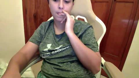 Laurent online show from January 2025 05:56:01 AM