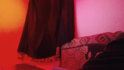 Laurent online show from February 2025 03:37:01 AM