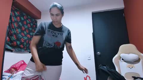 Laurent online show from February 2025 05:47:01 AM