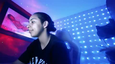 Laurent online show from February 2025 03:13:02 AM