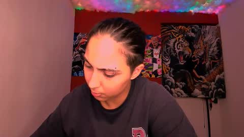 Laurent online show from October 2025 04:43:02 AM