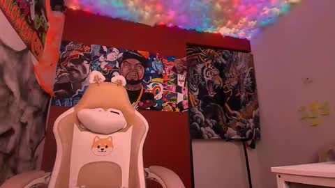 Laurent online show from October 2025 04:04:01 AM