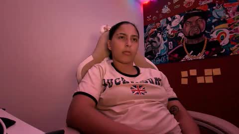 Laurent online show from November 2025 06:14:02 AM