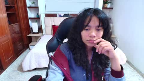 laurent online show from December 2024 09:17:02 AM