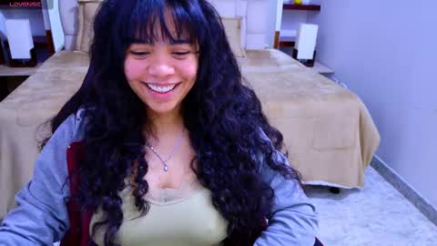 laurent online show from October 2025 03:47:02 AM