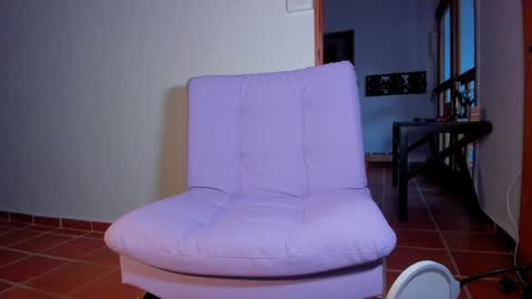 Lucie  online show from January 2025 10:51:02 PM