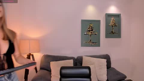 Laurent Rosse  online show from February 2026 08:10:02 PM