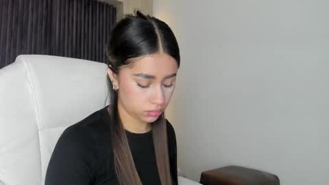 Lau online show from October 2025 02:51:02 PM