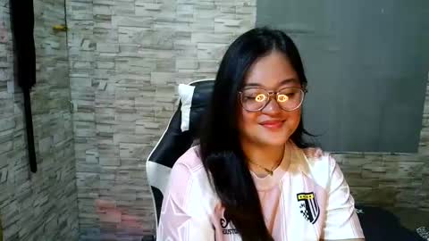 Snapshot of laurine_sexy21 chatting on September 2025 01:33:01 PM laurine_sexy21 online show from September 2025 01:33:01 PM