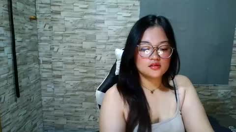Snapshot of laurine_sexy21 chatting on September 2025 01:44:02 PM laurine_sexy21 online show from September 2025 01:44:02 PM